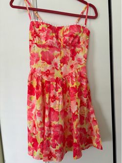 Women’s Summer Floral Dress size small