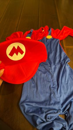 Kids Mario Costume Size M (8) 