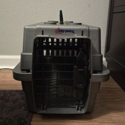 Small Grey Pet Carrier! 