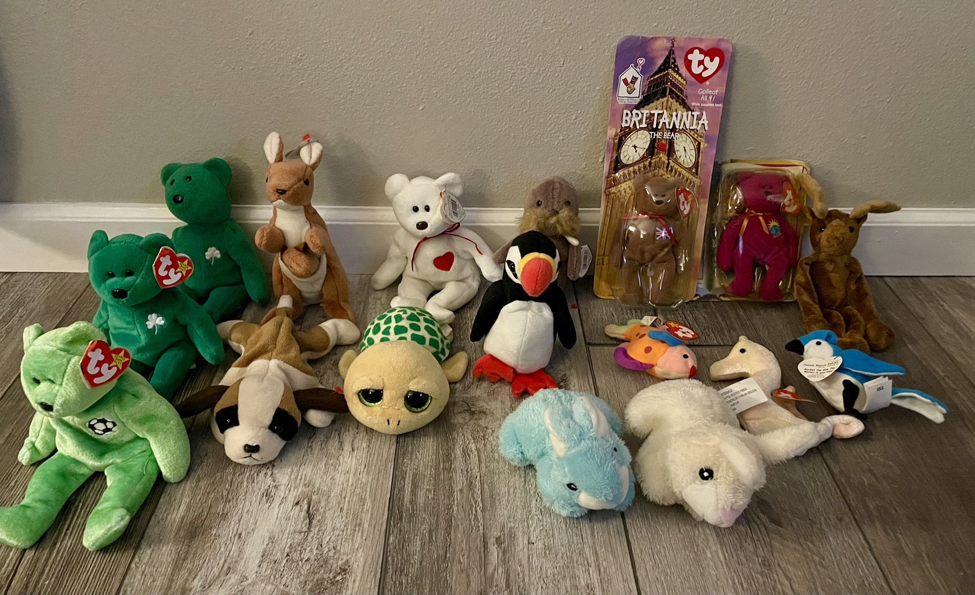 Beanie Babies And Stuffed Animals