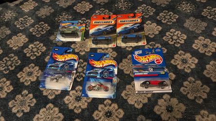 Hot Wheels & Matchbox Die-Cast Cars Lot of 6