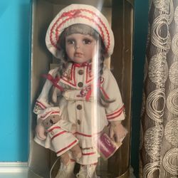 Rare Collectible Memories “Maggie” Porcelain doll