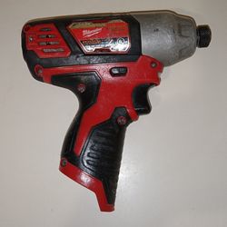Milwaukee 12V cordless impact driver