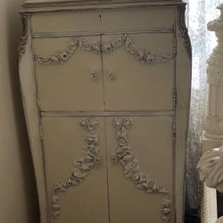 Gorgeous Antique Replica Cabinet
