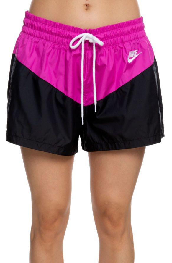 Nike Women’s Sportswear Heritage Shorts size LARGE