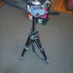 Slik Tripod