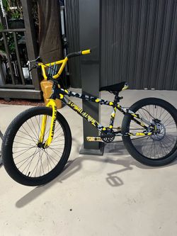 So cal flyer - super easy to wheelie due to- MT 200!!! LOOK AT description