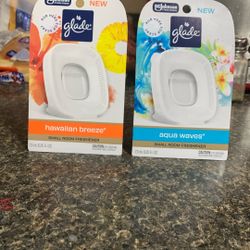 Glade Small Spaces Room Fresheners-2 Items!($5.94+ Value)