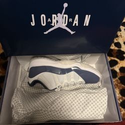 Jordan Low 11 