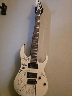 Ibenez Gio,ele guitar.