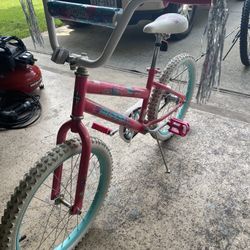 Girls bike - 18” Used
