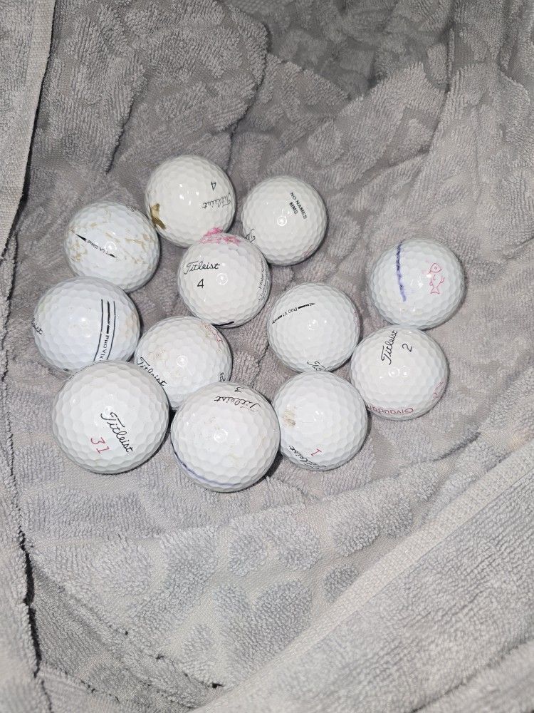12 Titleist ProV1 Used Scuffed Golf Balls