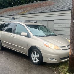2006 Toyota Sienna