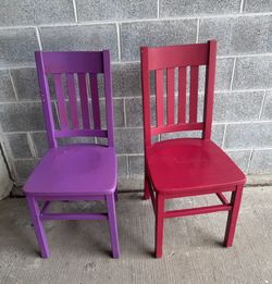 Wood chair, both 6$cash