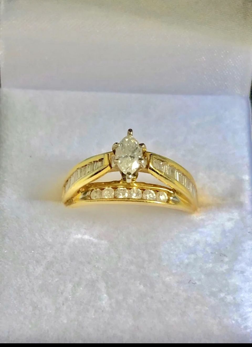 engagement Genuine Diamonds Ring