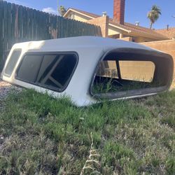 !!!Toyota Tacoma  Camper !!!
