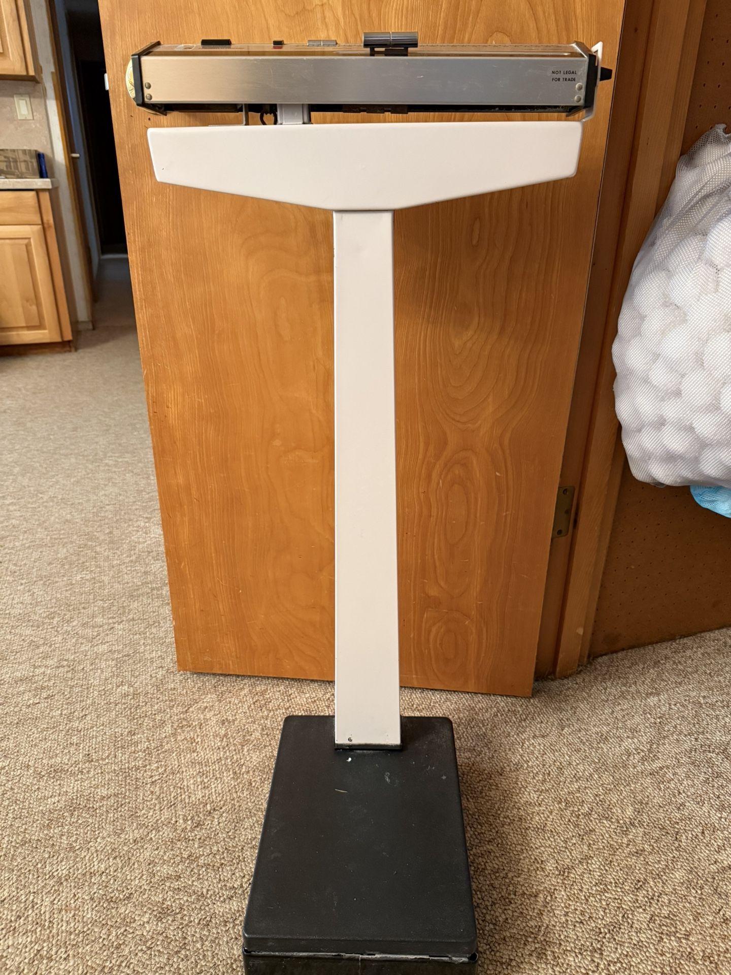 Health O Meter Doctors Scale Model 230