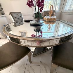Dining Table Mirrored