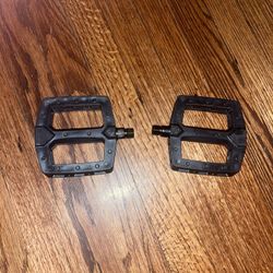 GT polycarbonate platform BMX CR-MO axle bicycle pedals  9/16"
