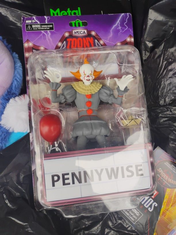 Brand New Pennywise Figure In Package Unopened