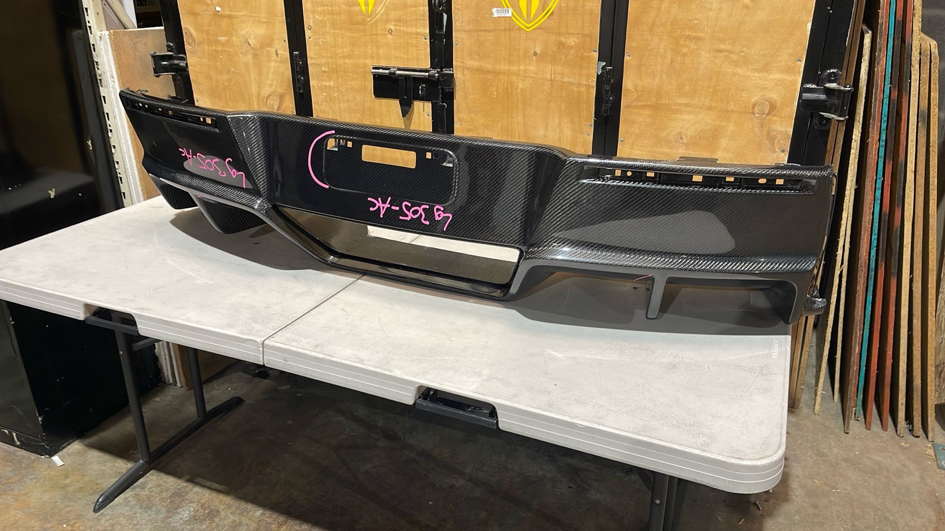 C7 CORVETTE CARBON FIBER LG305-AC REAR DIFFUSER V2