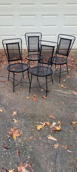 4 Wrought-iron Patio Furniture Chairs
