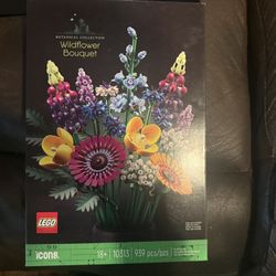 Lego Wildflower Bouquet 