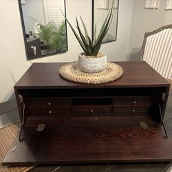 English Campaign-Style Chest