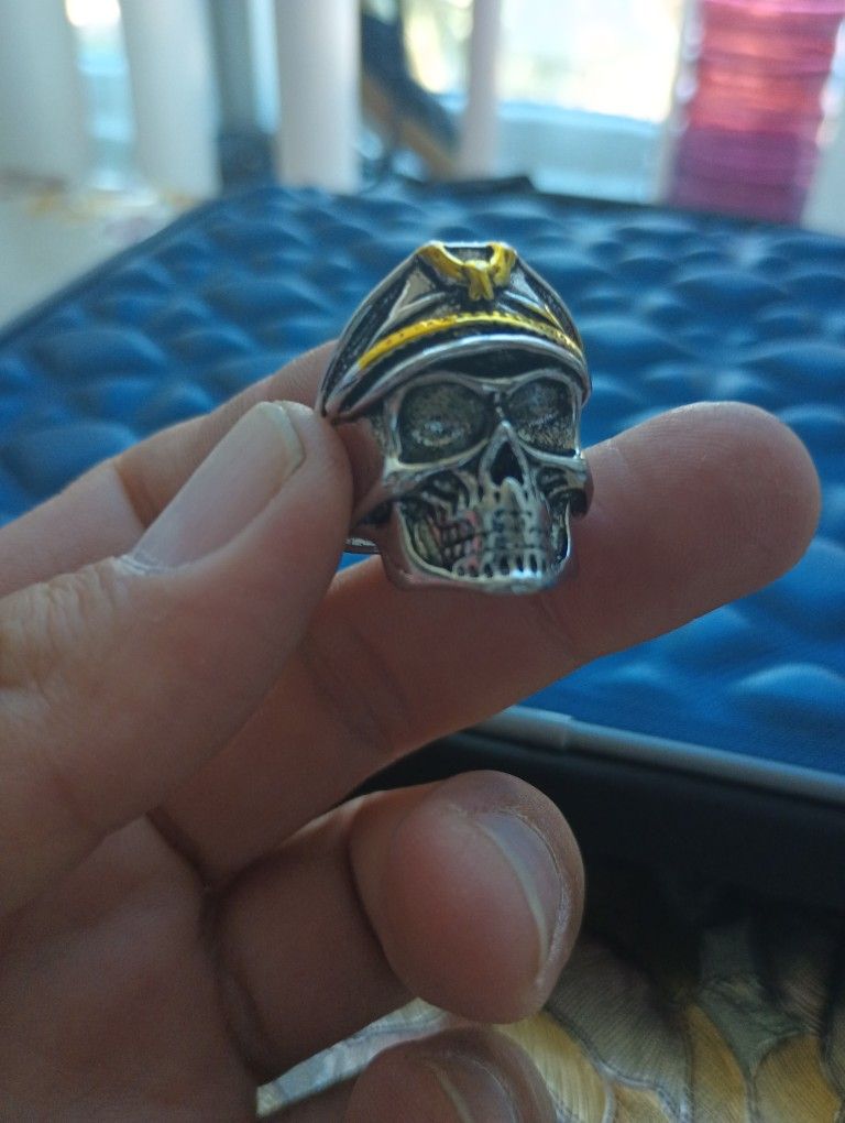 Skeleton Captain Ring 