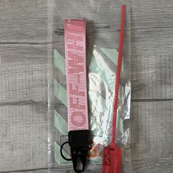 Off White Keychain All Pink 