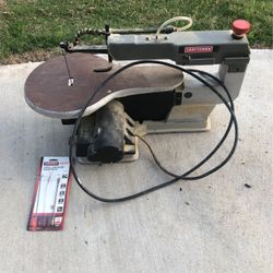 Scroll Saw An Extra Blades