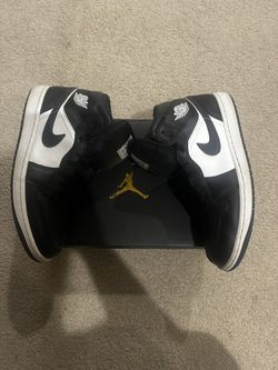 Air Jordan 1 Mid
