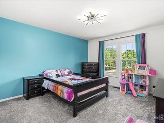 Bedroom set
