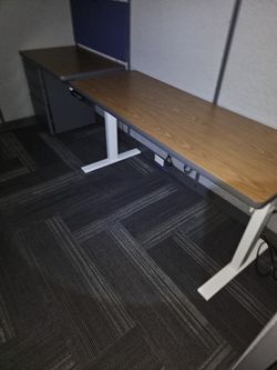 Sut Stand Office Desk