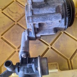 Smog Pump Chevrolet  Small Block Used Turns Freely. 35th Ave And McDowell Phx Or Meet In Mesa 