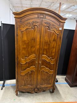 Henredon 2-Door Armoire: Rich Hardwood Wardrobe