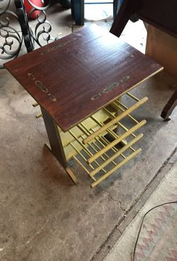Antique table nagazine rack18x16x23