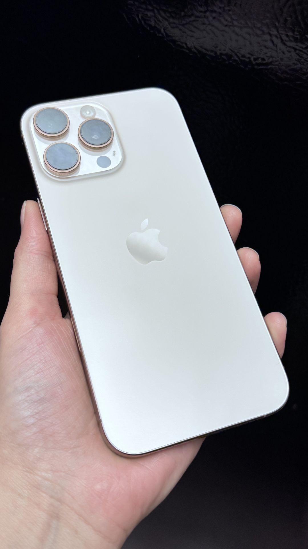 Like New Apple IPhone 16 PRO MAX 256GB AT&T & Cricket H2O Clean IMEI