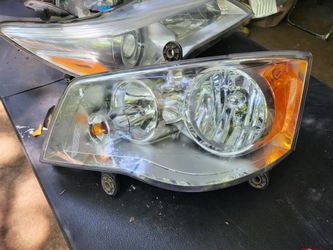 '11-2020 DODGE CARAVAN HEADLIGHT LH