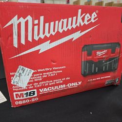 Milwaukee Milwaukee
M18 18-Volt 2 Gal. Lithium-Ion Cordless Wet/Dry Vacuum (Vacuum-Only)