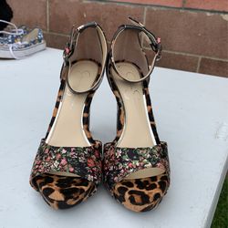 Jessica Simpson High Heels