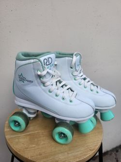 Roller Derby quad skates women's size 5