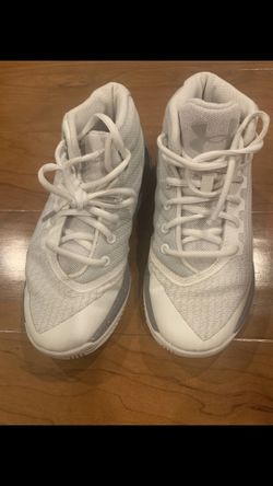 Kids shoes