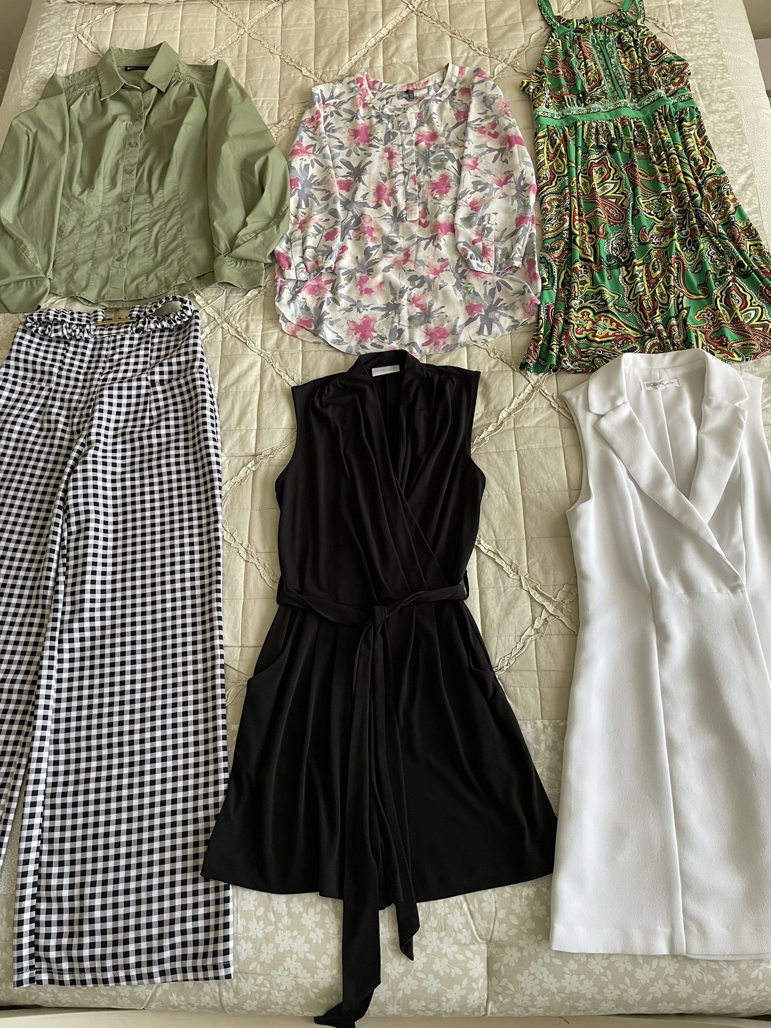 Women's clothing set. Size: XS-S(P)