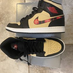 Nike Tan Swoosh Air Jordan