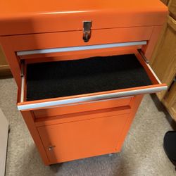 Rolling Tool Chest 