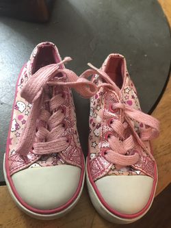 Hello kitty shoes size 7