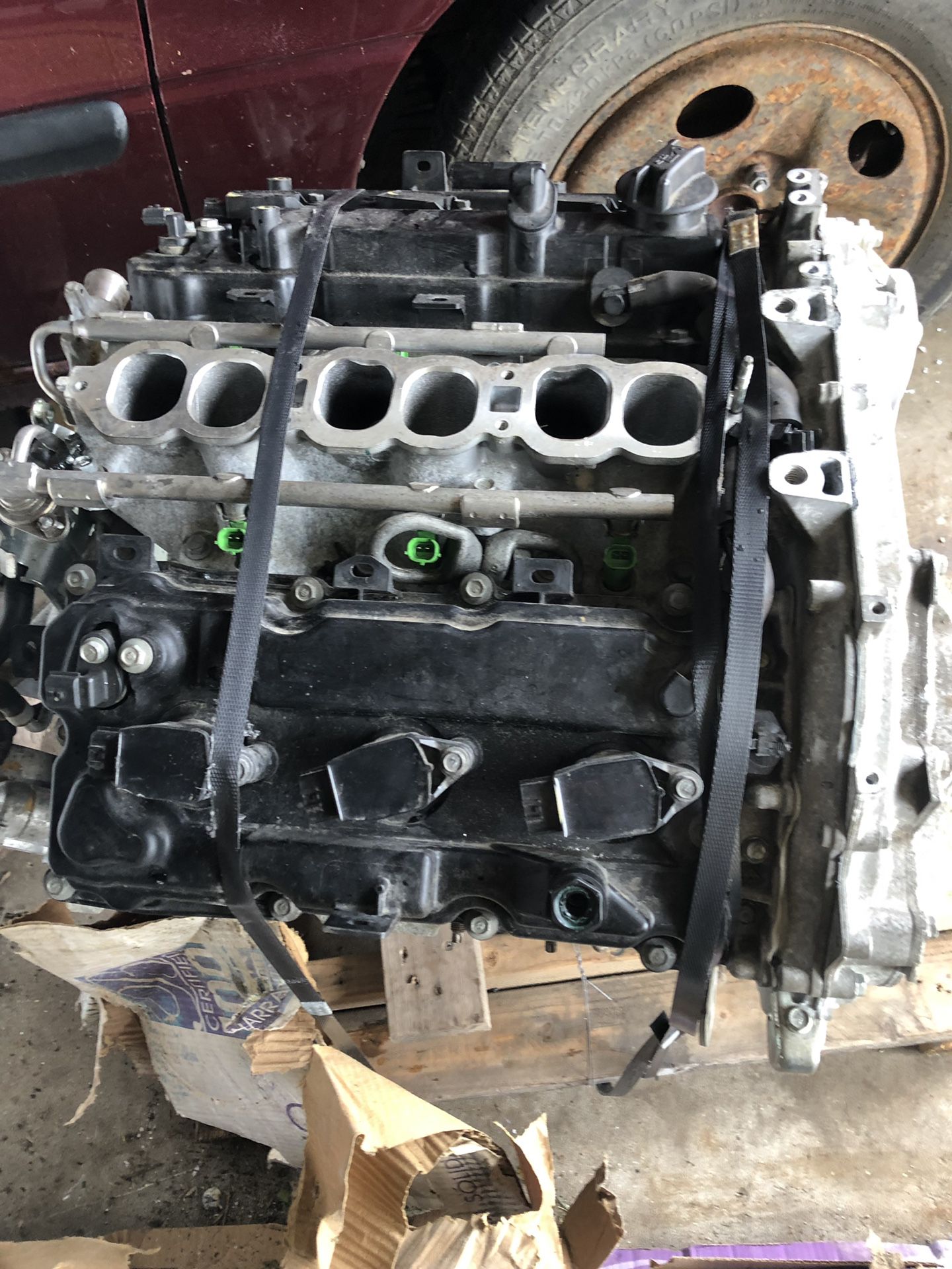 Infiniti Jx 35 2013 engine 15,000 miles for sale $1,500.00 almost brand new