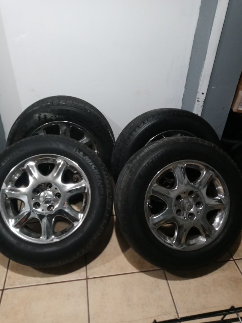 Rims r 5x112 mercedes tires. Set of 4 Michelin tires 225/60/16 3 tire r 80% like new 1 needs replaced soon its 40% $130 obo