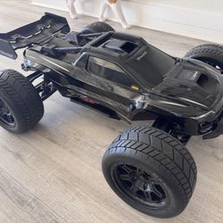Traxxas XRT Limited Black Edition - Fresh Castle Cobra 5 (Jan 2026 w/ Proof) + Castle 1100KV Motor